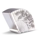 A CHINESE EXPORT SILVER TRINKET BOX