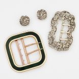A LATE VICTORIAN SILVER BUCKLE, AN ENAMEL BUCKLE AND A PAIR OF SILVER BUTTONS