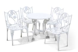 A GROUP OF WHITE PAINTED METAL GARDEN FURNITURE