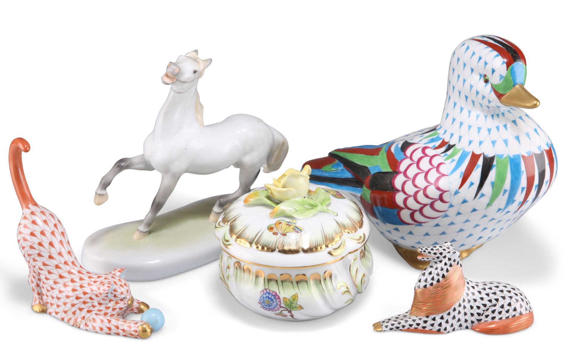 A GROUP OF HUNGARIAN PORCELAIN ANIMALS