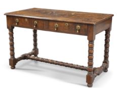 AN 18TH CENTURY-STYLE OAK SIDE TABLE