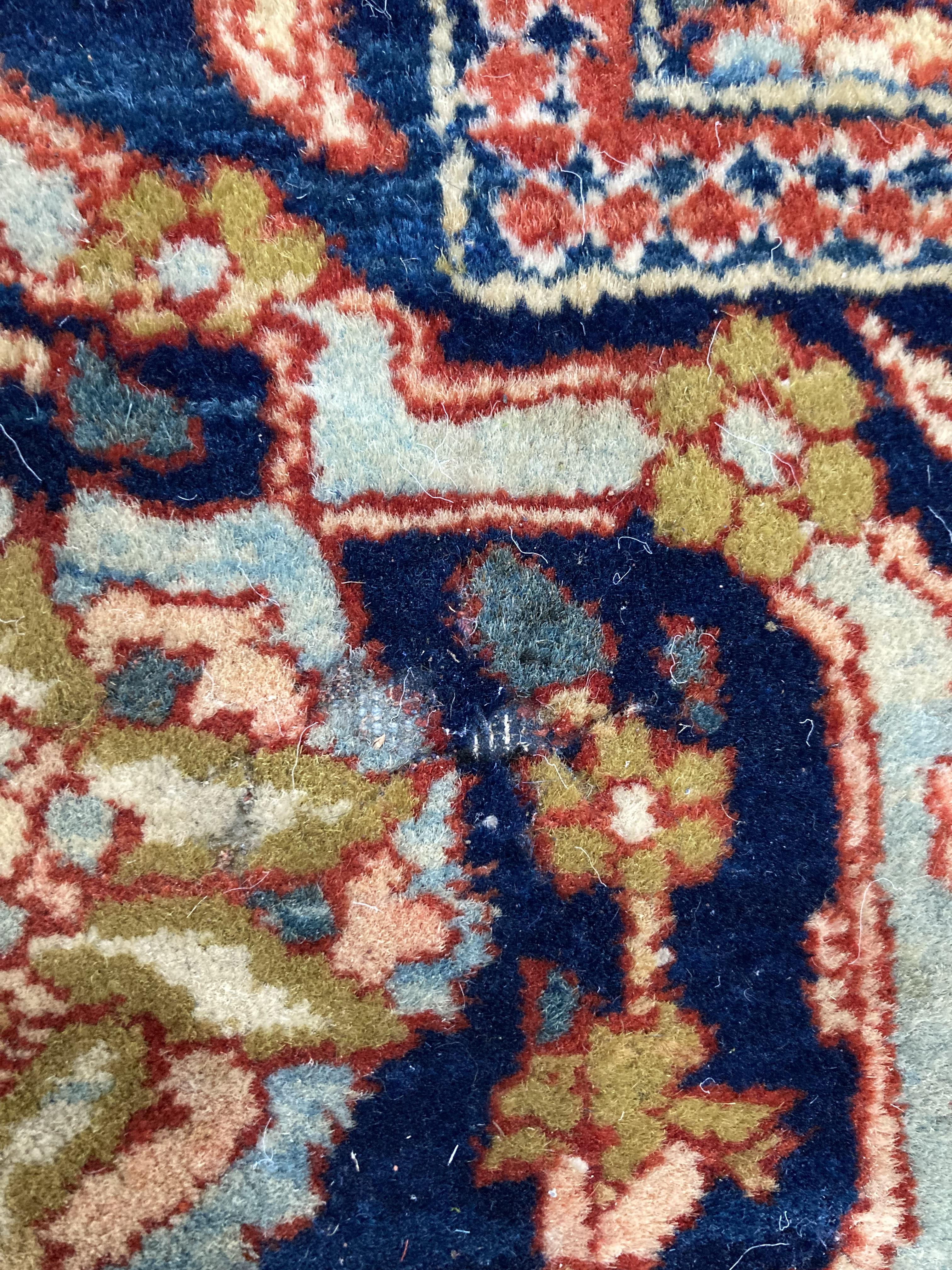 A PERSIAN KASHAN SMALL CARPET - Bild 9 aus 10