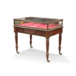 A 19TH CENTURY MAHOGANY DISPLAY TABLE, BY GILLOWS