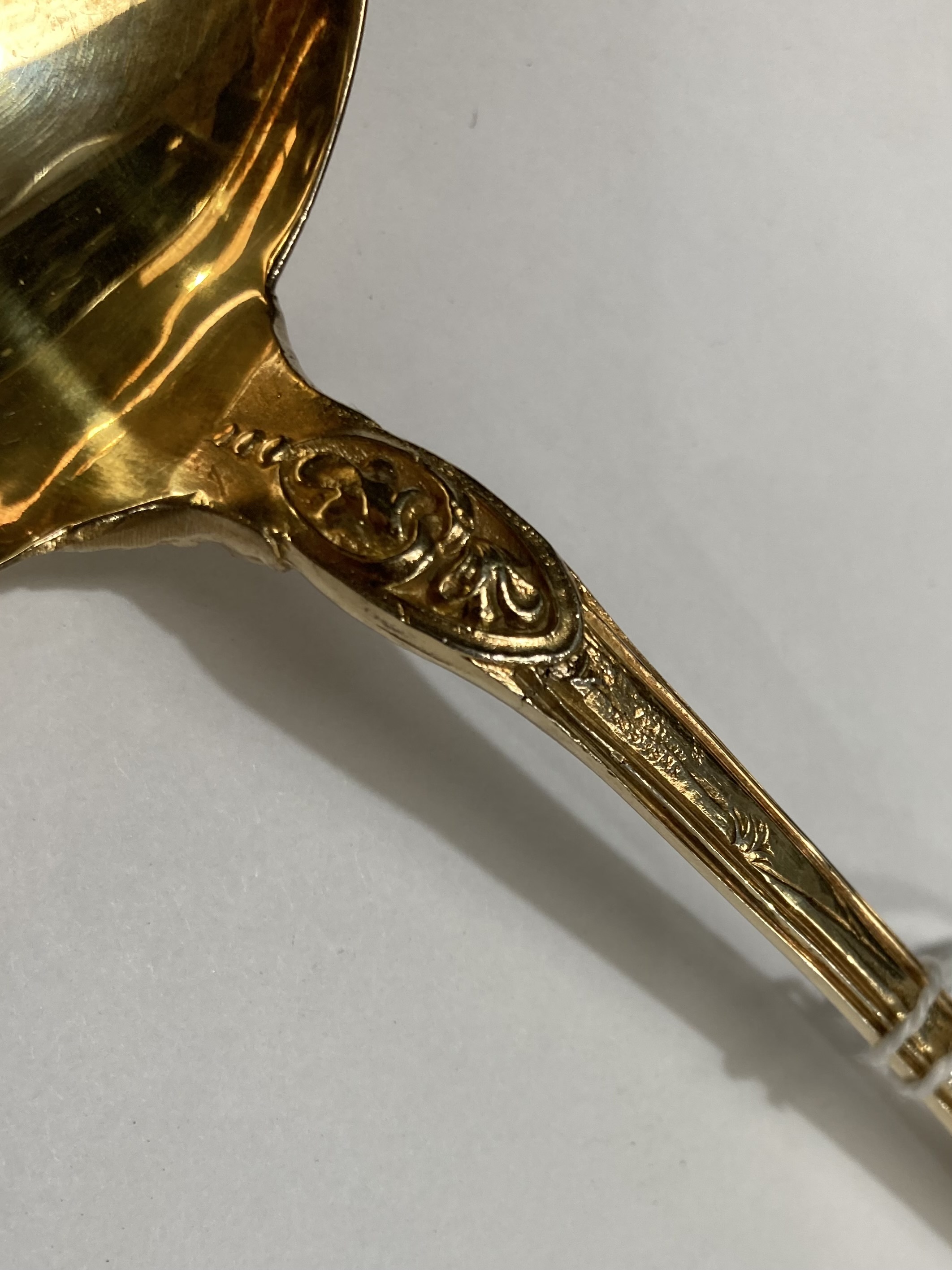 A FRENCH RARE SILVER-GILT SAUCE LADLE, EARLY 19TH CENTURY - Image 4 of 5