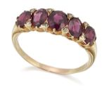 A VICTORIAN GARNET AND DIAMOND RING