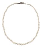 A CULTURED PEARL NECKLACE