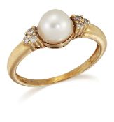 A CULTURED PEARL AND DIAMOND RING