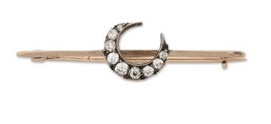 A VICTORIAN DIAMOND CRESCENT BROOCH