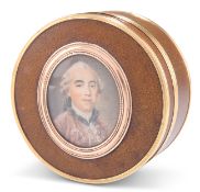 A FRENCH GOLD-MOUNTED PAPIER-MÂCHÉ BONBONNIÈRE WITH INSET PORTRAIT MINIATURES