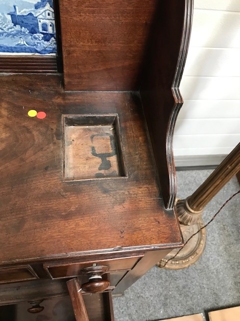 A GEORGIAN MAHOGANY WASHSTAND - Image 5 of 7