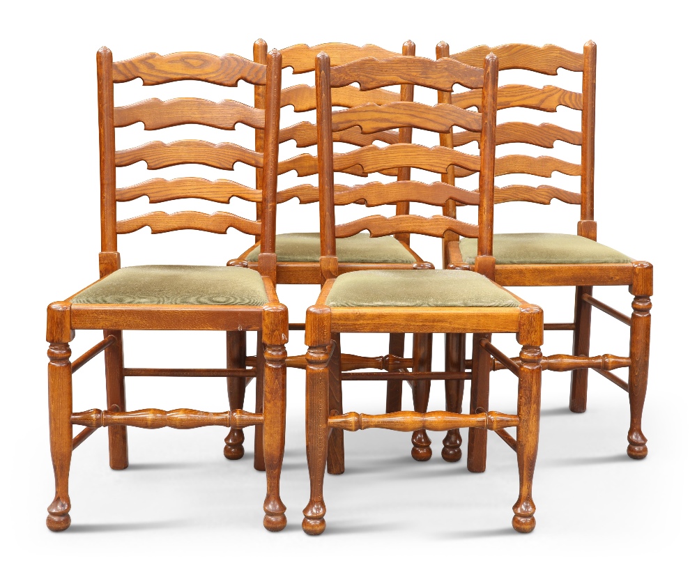 A SET OF FOUR CRYER CRAFT ELM LADDER-BACK DINING CHAIRS