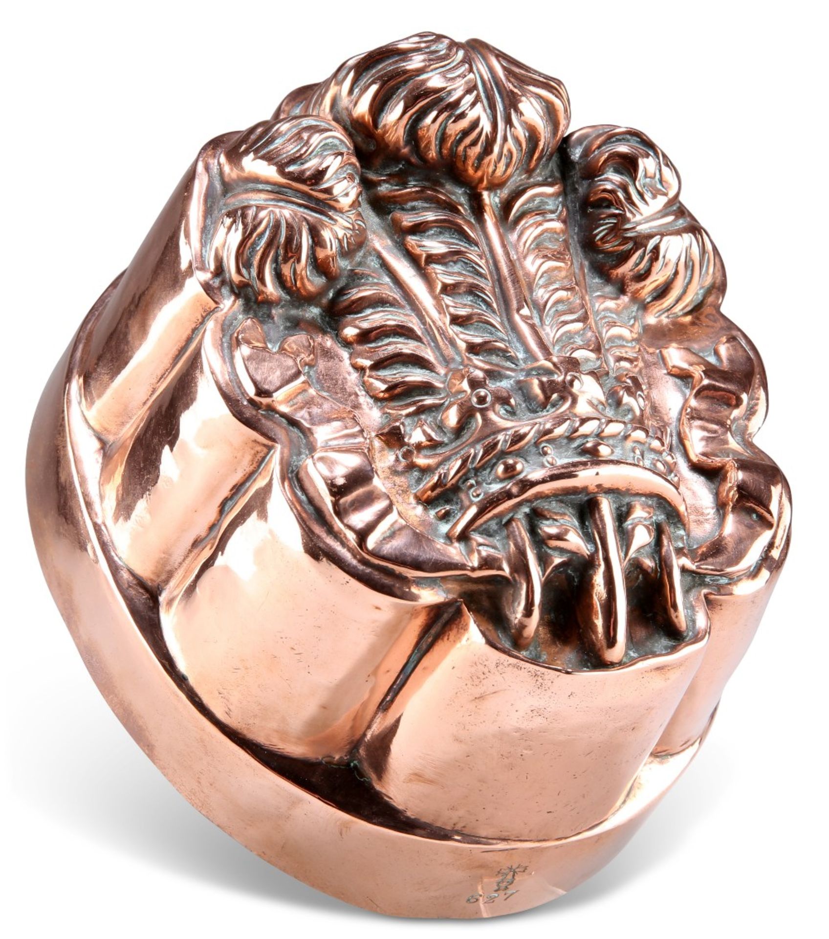 A VICTORIAN 'PRINCE OF WALES FEATHERS' COPPER JELLY MOULD