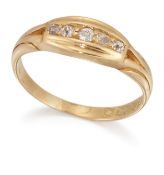 AN 18 CARAT GOLD DIAMOND FIVE STONE RING