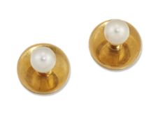 A PAIR OF PEARL DRESS STUDS