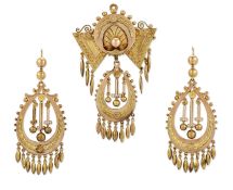 A 19TH CENTURY PENDANT / BROOCH AND EARRING SUITE