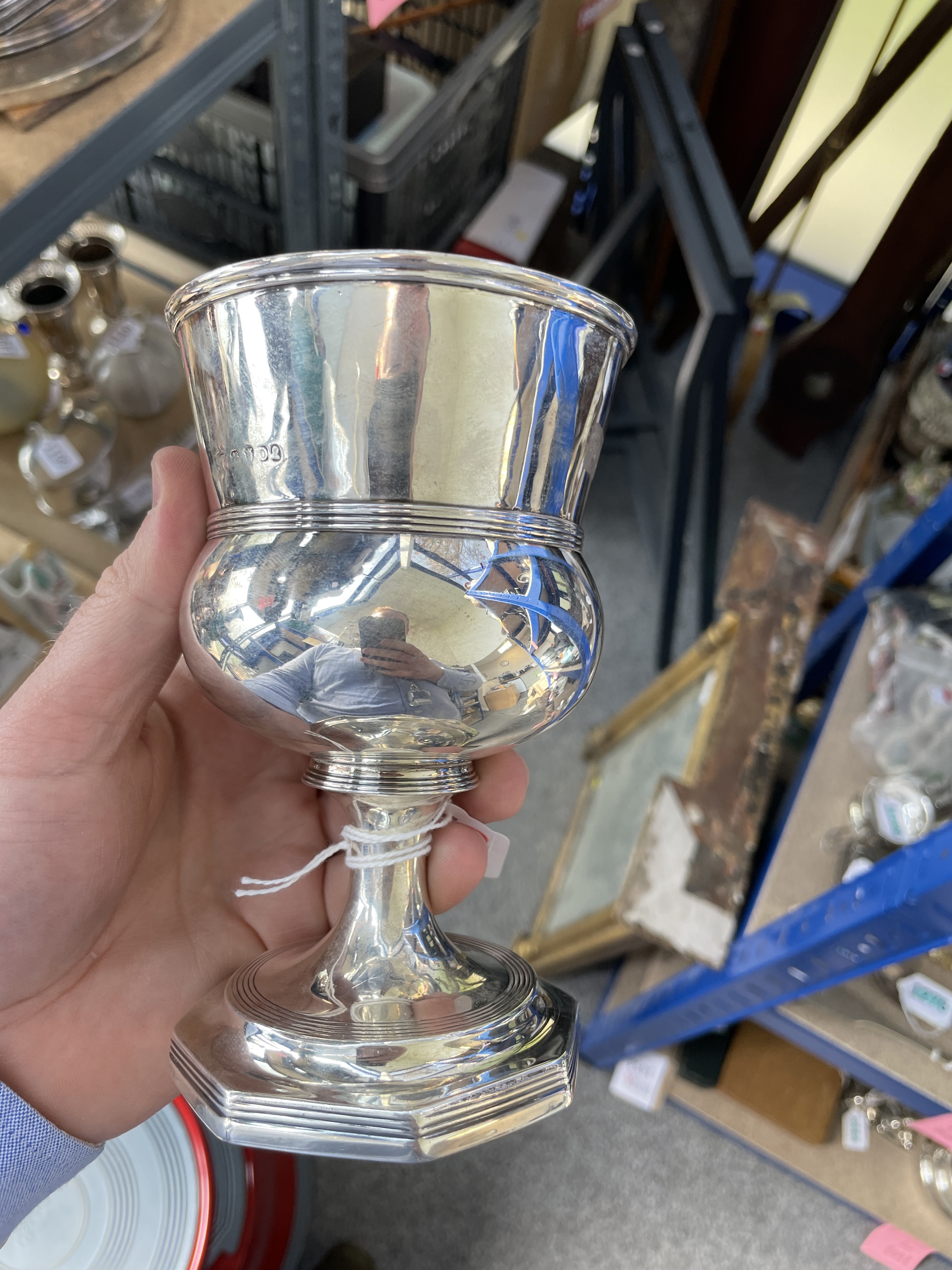 A GEORGE III SILVER GOBLET - Image 8 of 9