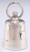 AN EDWARDIAN SILVER NOVELTY PEPPER GRINDER