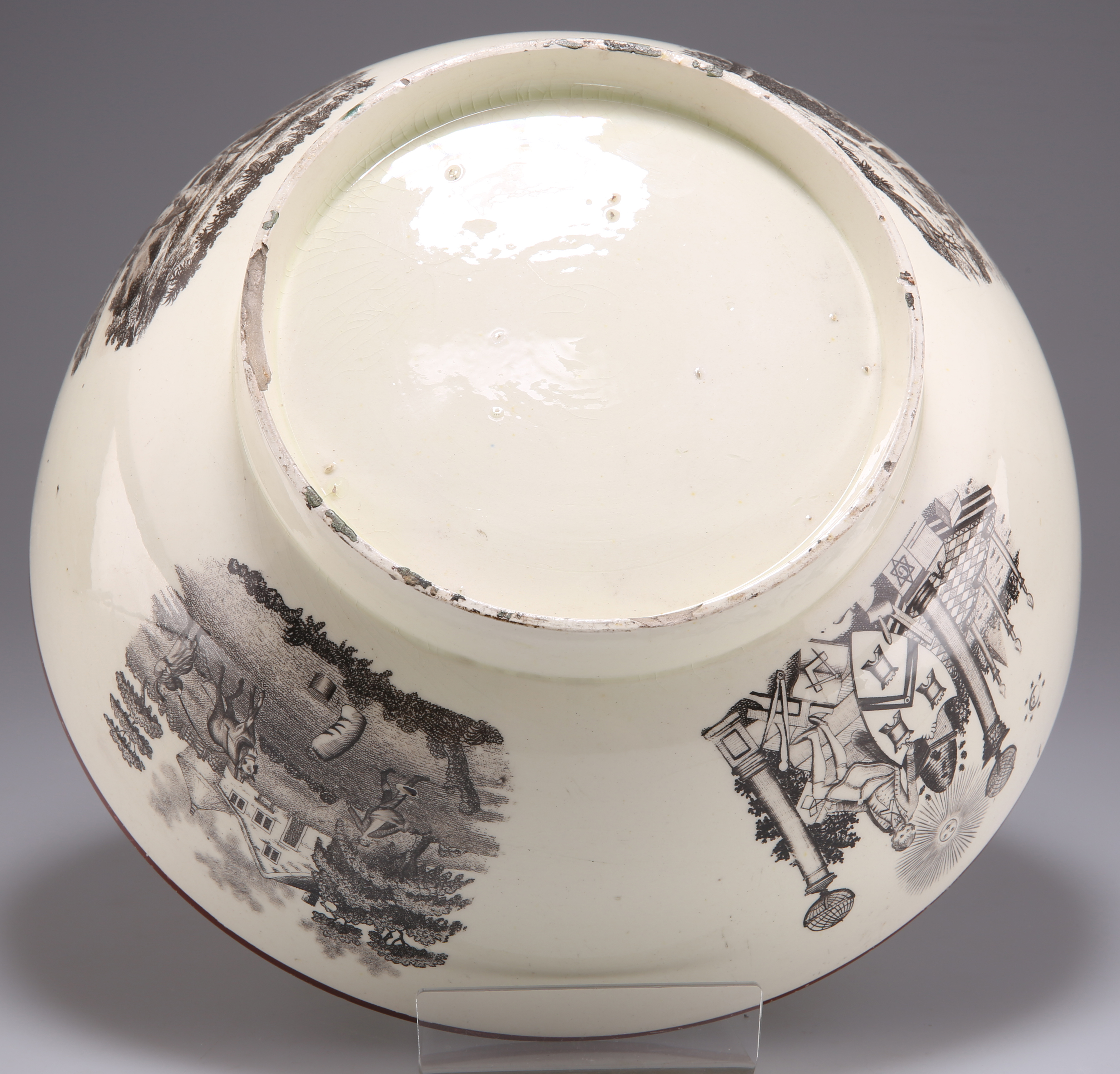 AN EARLY 19TH CENTURY ENGLISH CREAMWARE PUNCH BOWL - Image 3 of 3