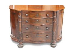 A 19TH CENTURY CONTINENTAL ROSEWOOD COMMODE