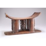 A WEST AFRICAN ASHANTI STOOL OR HEAD REST, LATE 19TH/EARLY 20TH CENTURY