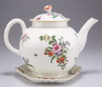 A WORCESTER PORCELAIN TEAPOT AND STAND, CIRCA 1770