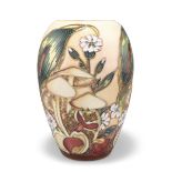 A MOORCROFT POTTERY VASE