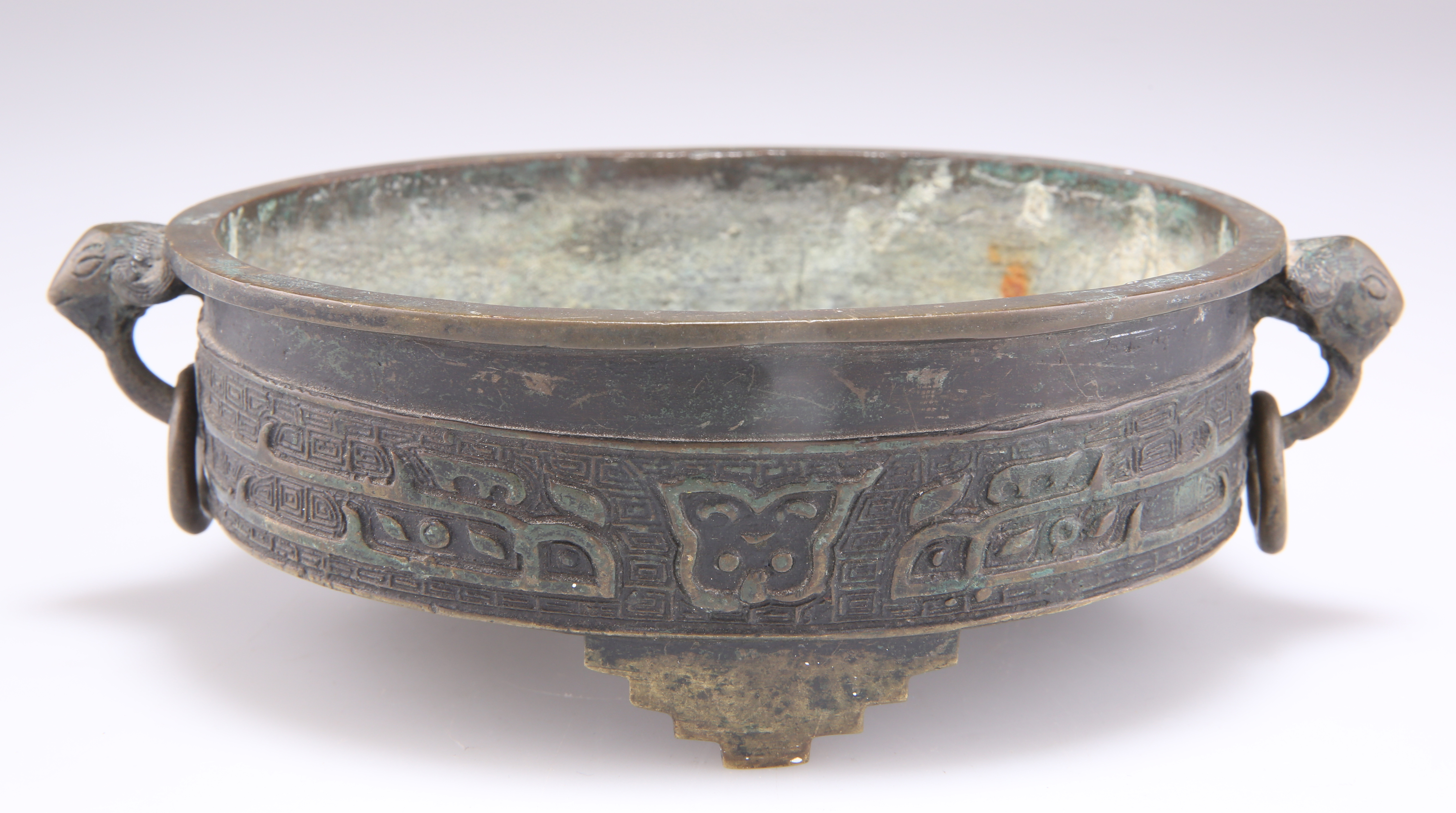 A CHINESE BRONZE CENSER, QING DYNASTY - Image 2 of 2