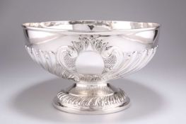 AN EDWARDIAN SILVER BOWL