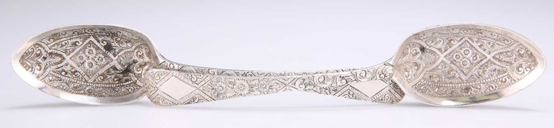 A PAIR OF GEORGE III SILVER DESSERT SPOONS