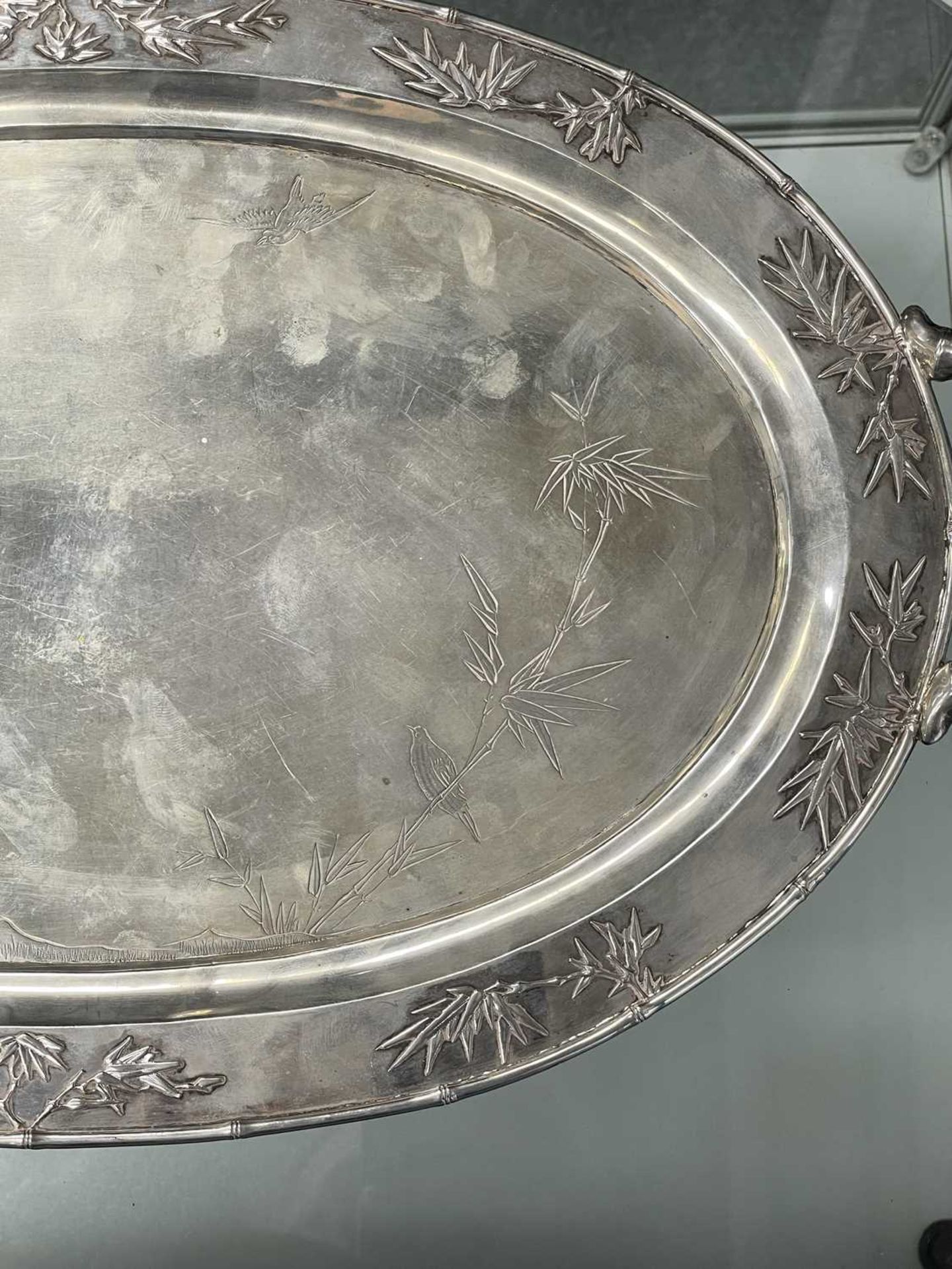 A CHINESE SILVER TRAY - Bild 5 aus 16