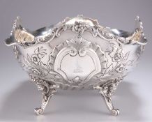 A VICTORIAN LARGE SILVER BOWL