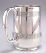 A VICTORIAN SILVER PINT MUG