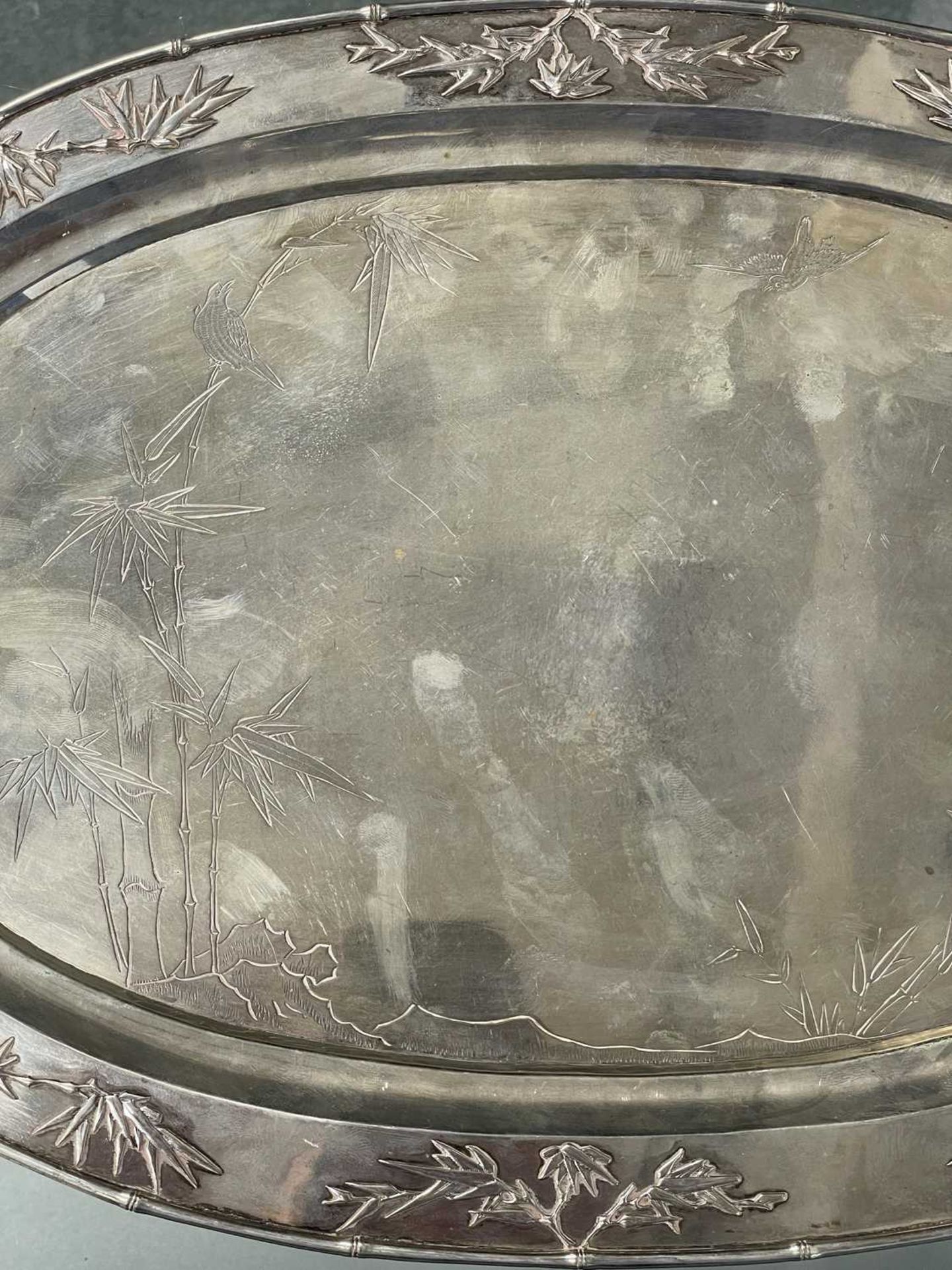 A CHINESE SILVER TRAY - Bild 15 aus 16