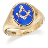 A 9 CARAT GOLD ENAMELLED MASONIC SWIVEL SIGNET RING