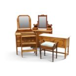 A GROUP OF VICTORIAN AND LATER FURNITURE