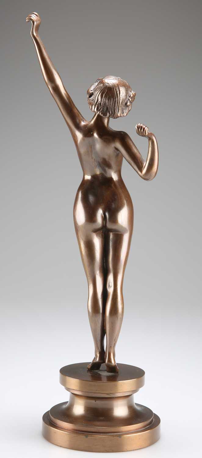 AN ART DECO STYLE BRONZE OF A NUDE - Image 2 of 2