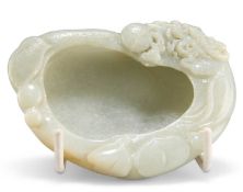 A CARVED JADE DRAGON BRUSH WASHER
