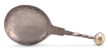 A NORWEGIAN SILVER SPOON, EARLY 17TH CENTURY