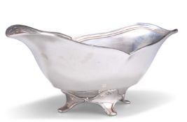 AN AMERICAN STERLING SILVER BOWL