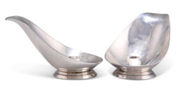 A PAIR OF ELIZABETH II MODERN DESIGN SILVER TAPERSTICKS