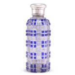 A CONTINENTAL BLUE FLASH GLASS SCENT FLASK WITH UNMARKED TOP