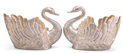 A PAIR OF IRANIAN SILVER SWAN-FORM BOWLS