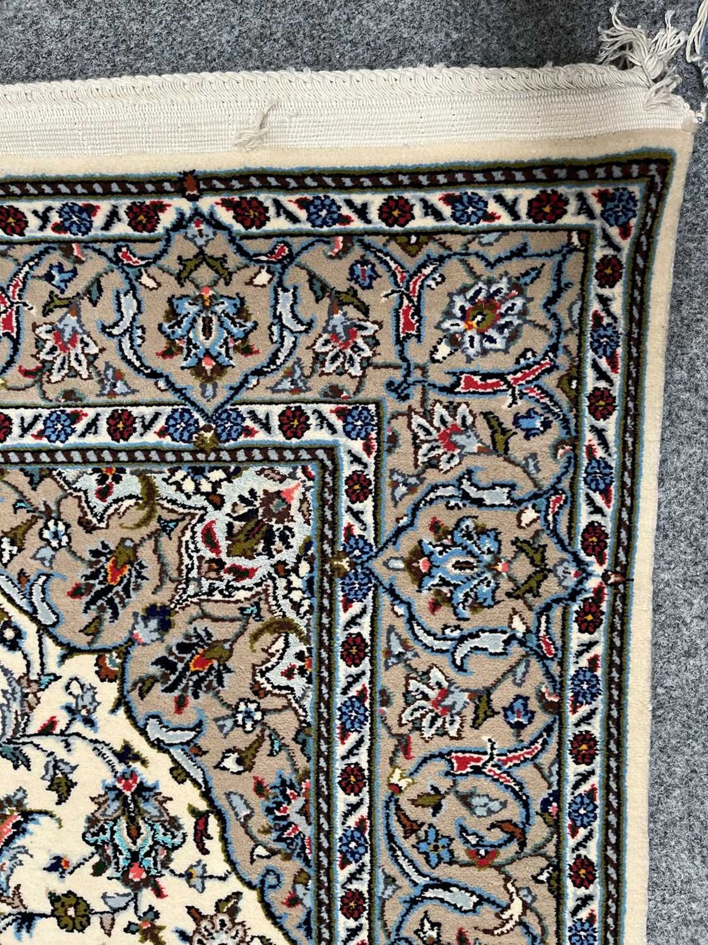 A KASHAN RUG - Bild 3 aus 5