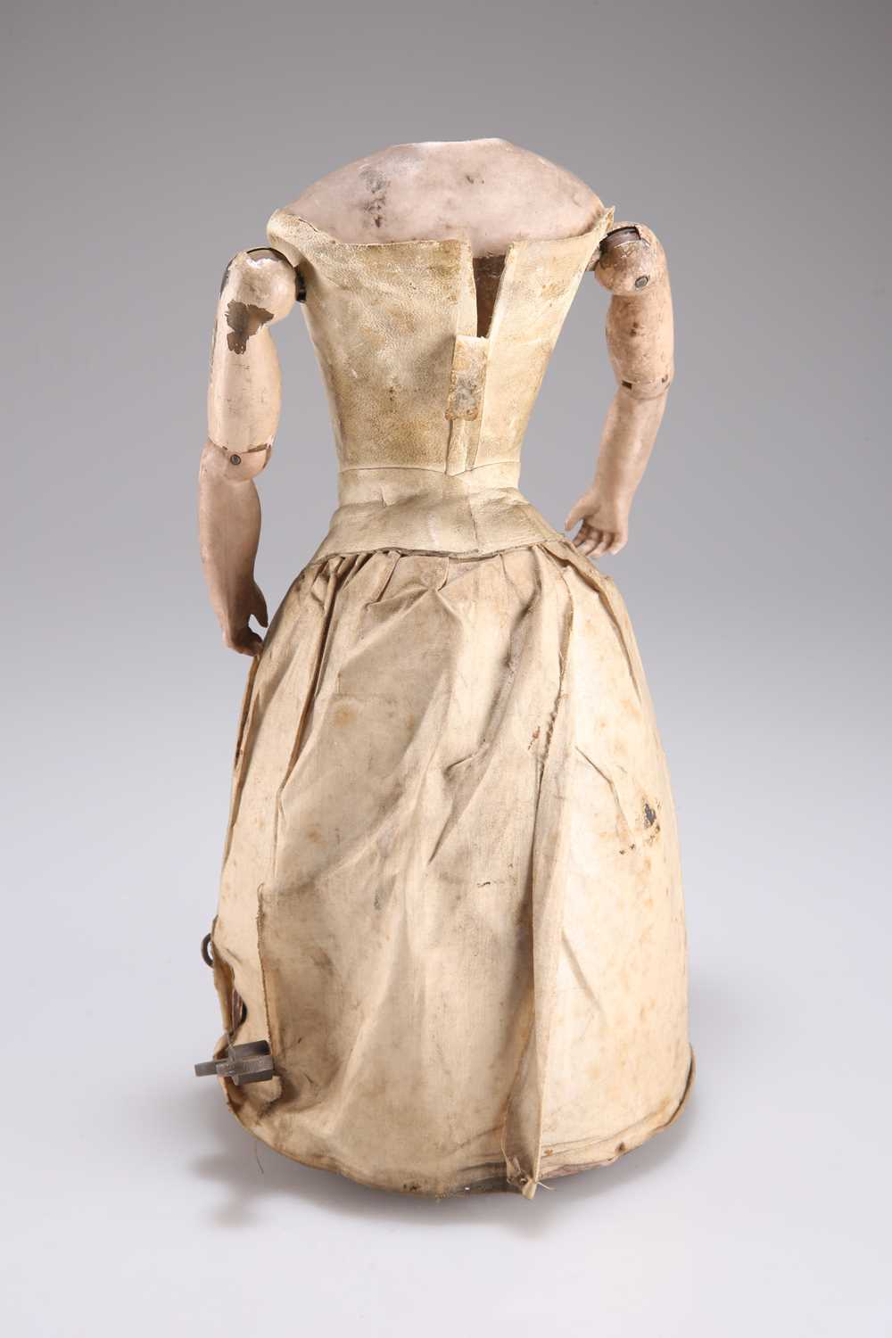 A 19TH CENTURY CLOCKWORK 'WALKING' DOLL - Image 2 of 3