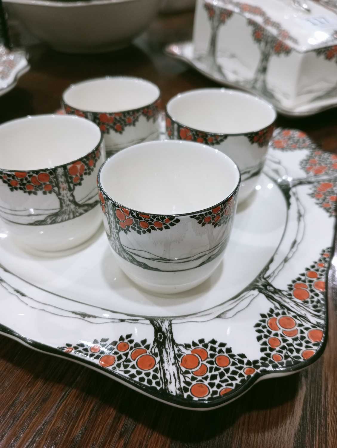 AN EXTENSIVE COLLECTION OF CROWN DUCAL ORANGE TREE PATTERN CHINA - Bild 26 aus 27