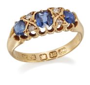 A LATE 19TH / EARLY 20TH CENTURY SAPPHIRE AND DIAMOND RING