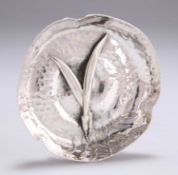 AN AMERICAN STERLING SILVER DISH