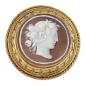 A LATE 19TH CENTURY SHELL CAMEO BROOCH