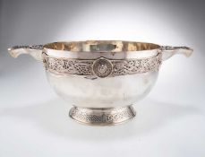 A FINE AND LARGE VICTORIAN SILVER BOWL