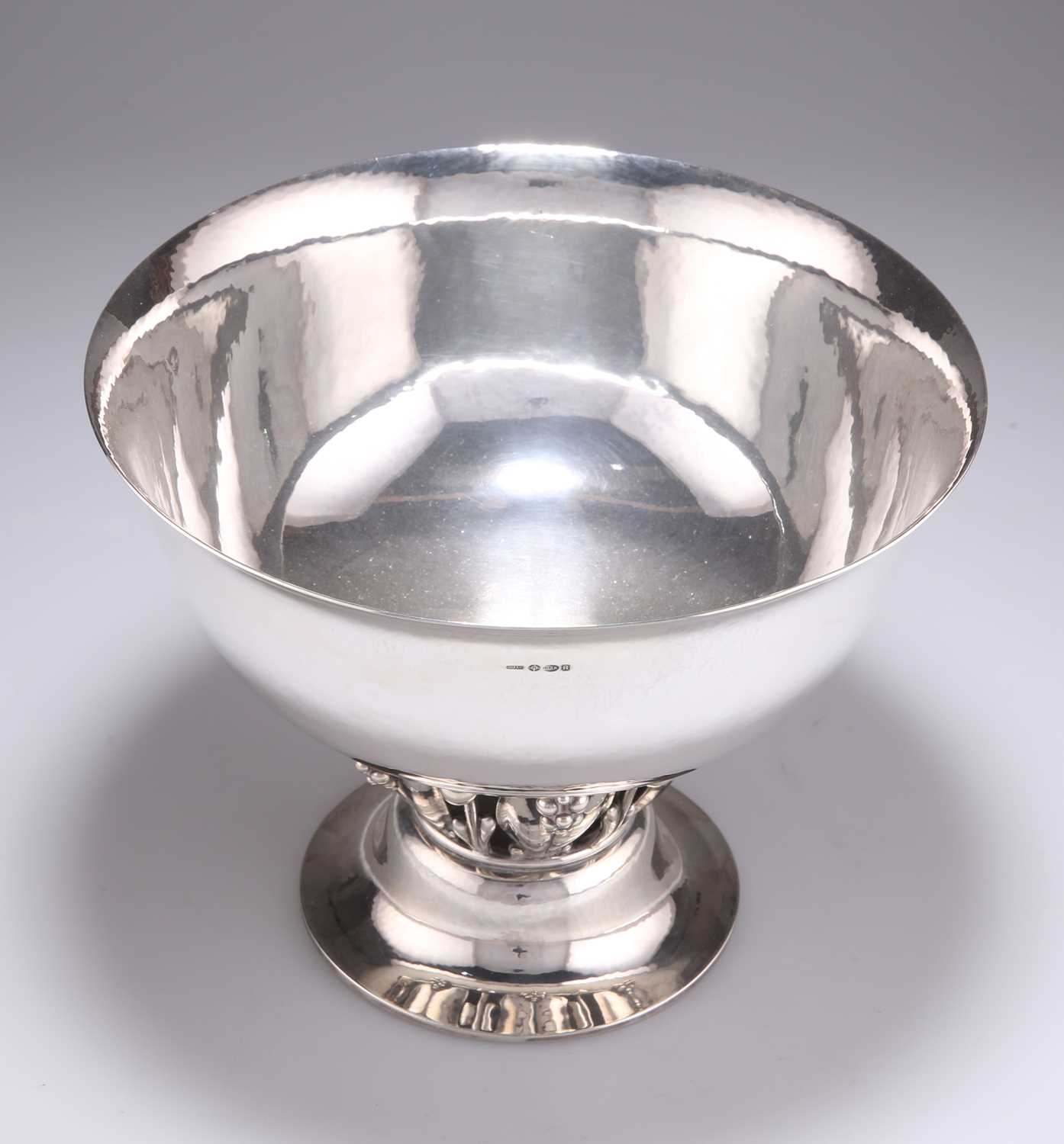 GEORG JENSEN: A DANISH STERLING SILVER PEDESTAL BOWL - Image 2 of 5